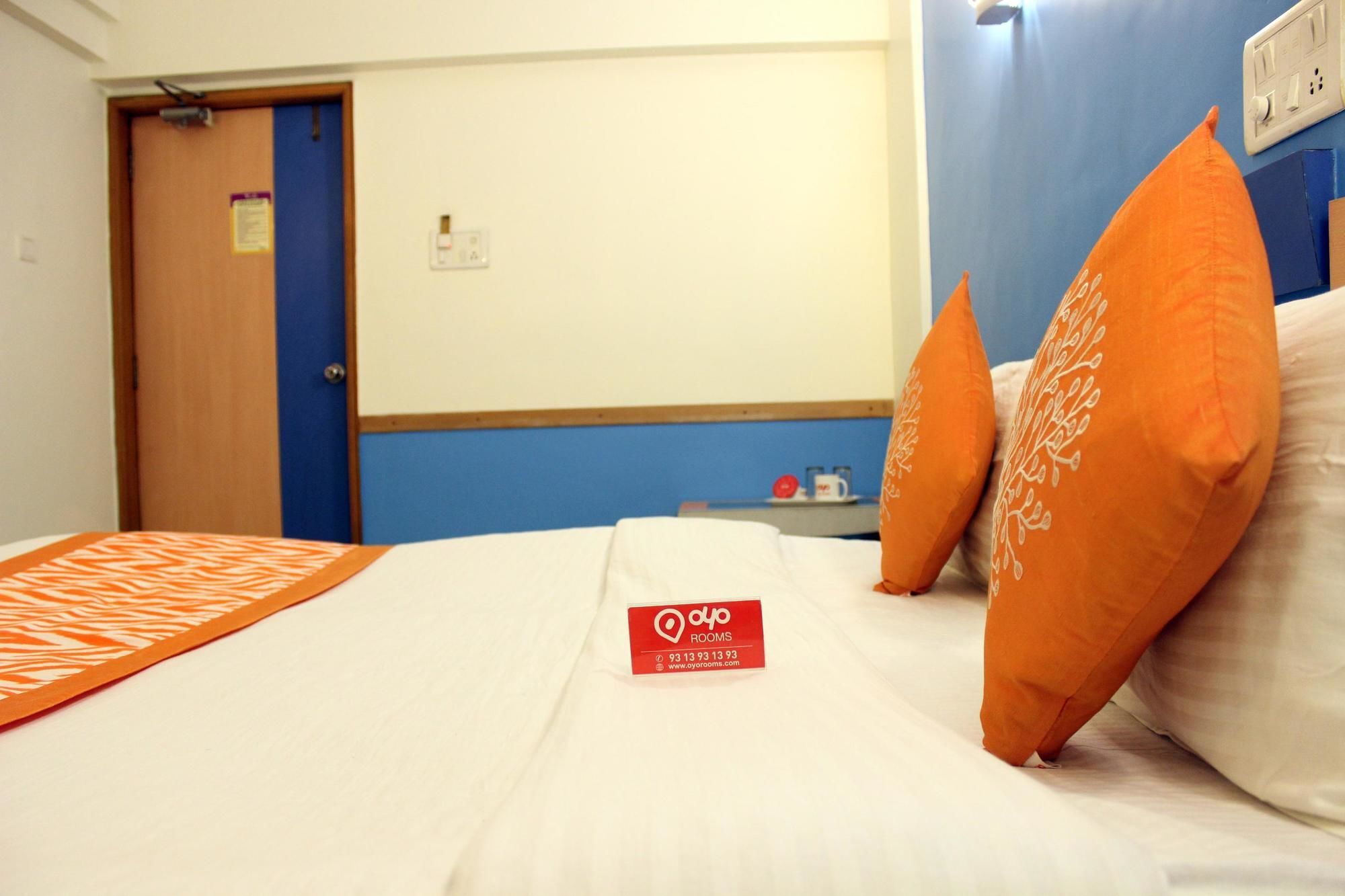 Oyo Rooms Hubli Exterior photo
